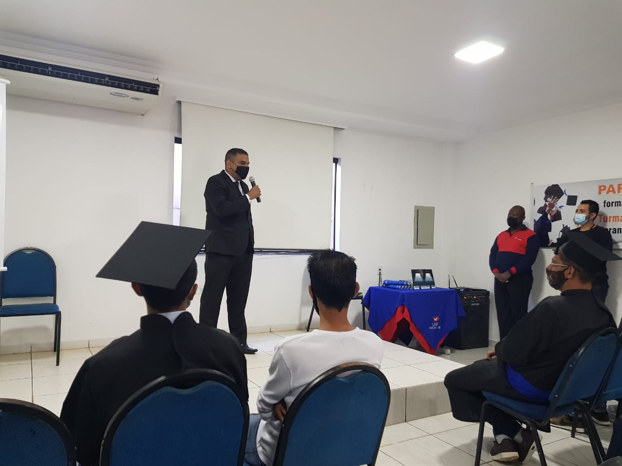 OAB participa da formatura de cursos profissionalizantes